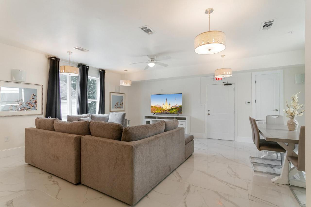 Breathtaking Condos Near French Quarter Ню Орлиънс Екстериор снимка