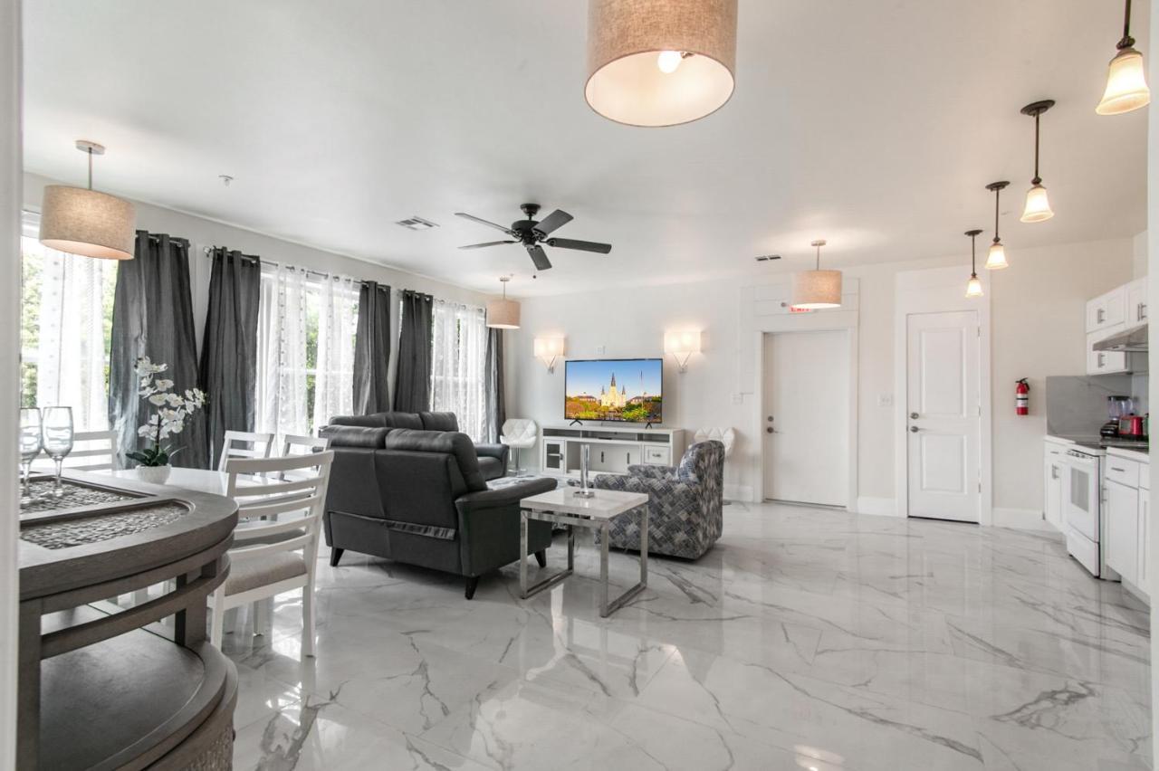 Breathtaking Condos Near French Quarter Ню Орлиънс Екстериор снимка